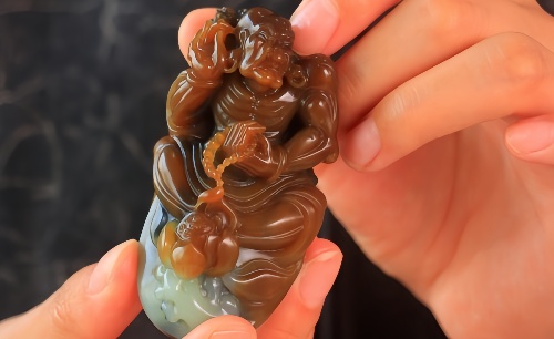 作品：楼兰三色.罗汉